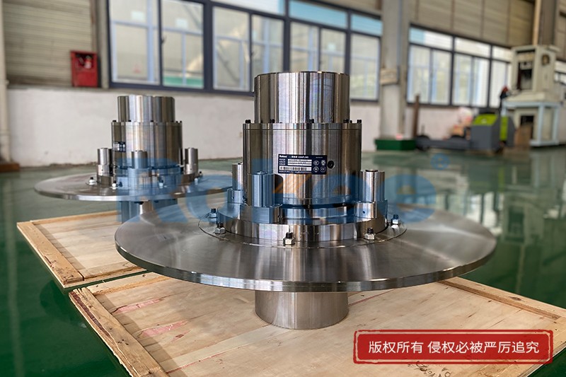 Safety Gear Coupling With Brake Discs